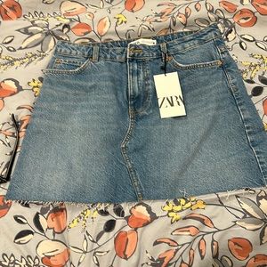 Zara Jean mini skirt